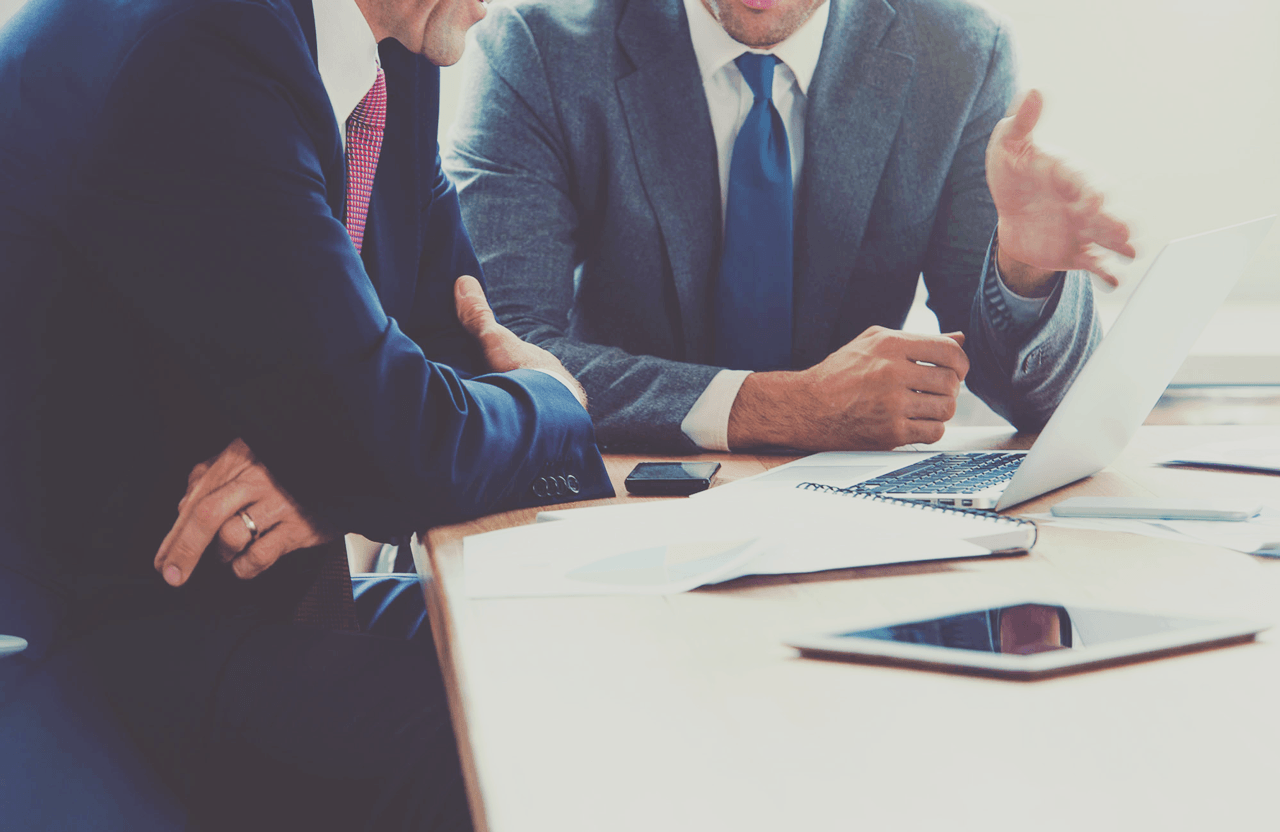 4 formas en que la IA de su ERP reduce errores operativos en tiempo real